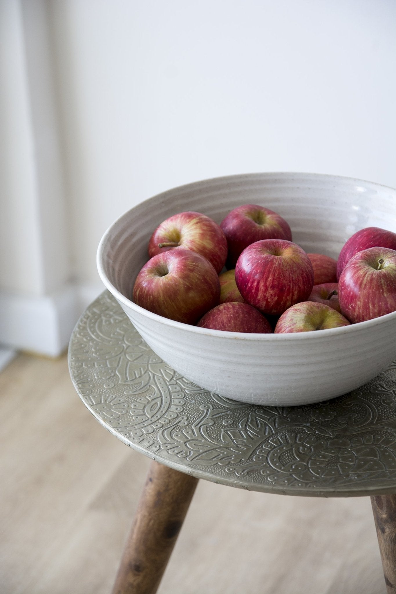 Large White Bowl - RAMIREZ ZANOTTY- Bowl